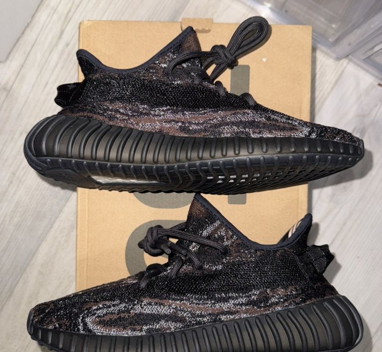 Adidas Yeezy 350 V2 Mx Rock