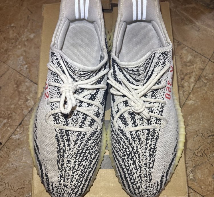 Adidas Yeezy 350 V2 Zebra