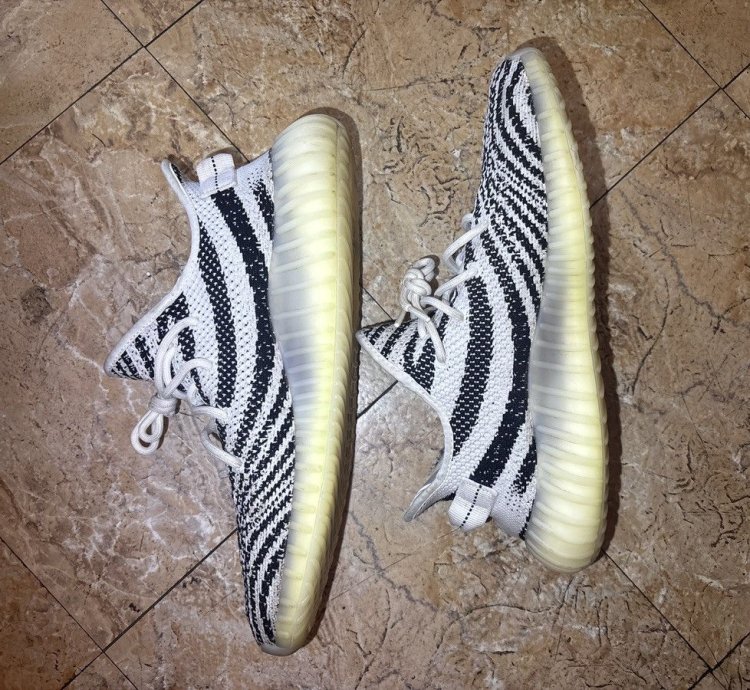 Adidas Yeezy 350 V2 Zebra