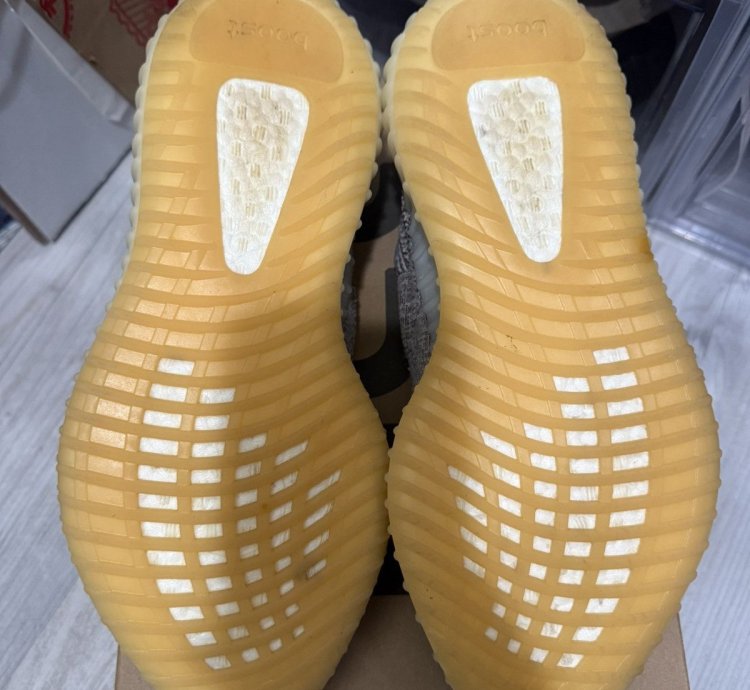 Adidas Yeezy 350 V2 Zyon