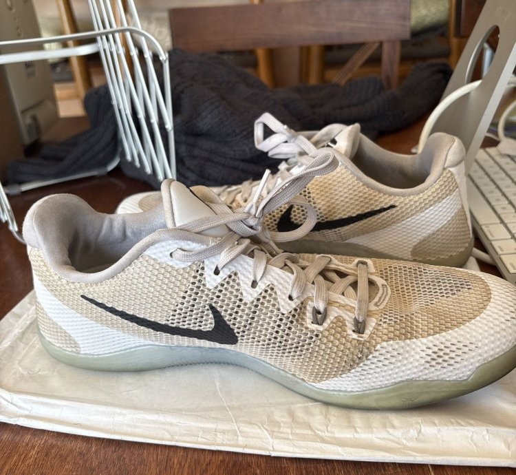 Nike Kobe 11 Em Low Fundamental