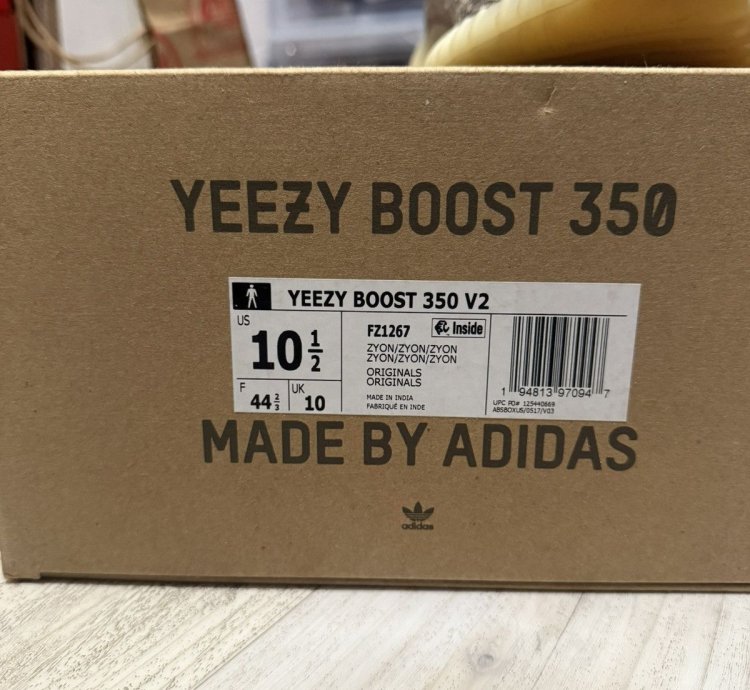 Adidas Yeezy 350 V2 Zyon