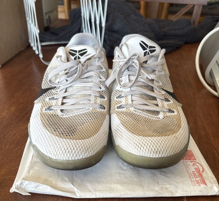 Nike Kobe 11 Em Low Fundamental