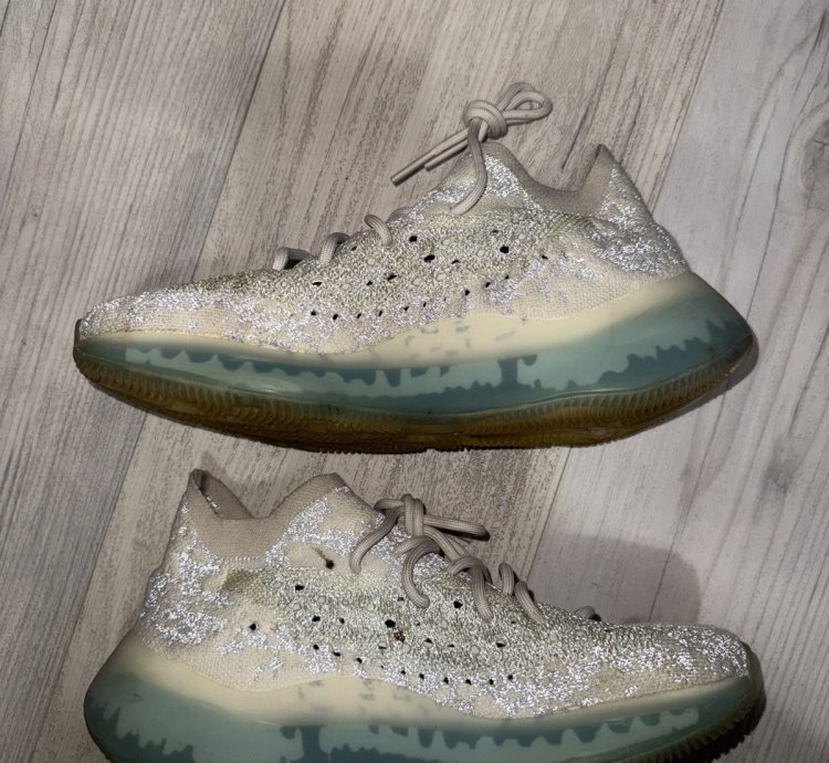 Adidas Yeezy 380 Alien Blue