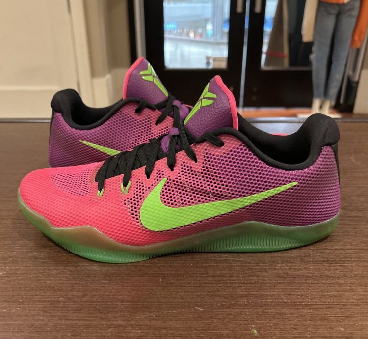 Nike Kobe 11 Em Low Mambacurial