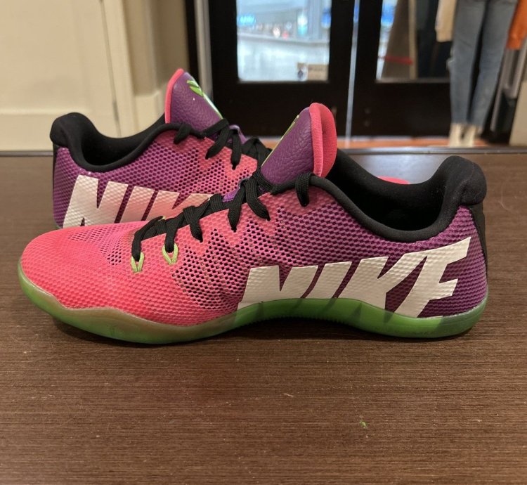 Nike Kobe 11 Em Low Mambacurial