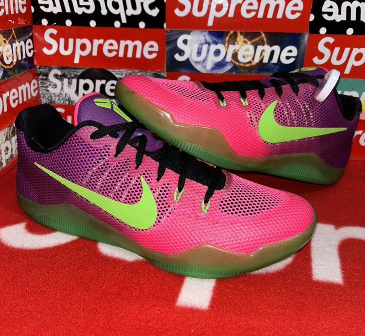 Nike Kobe 11 Em Low Mambacurial 836183-635 Size 12