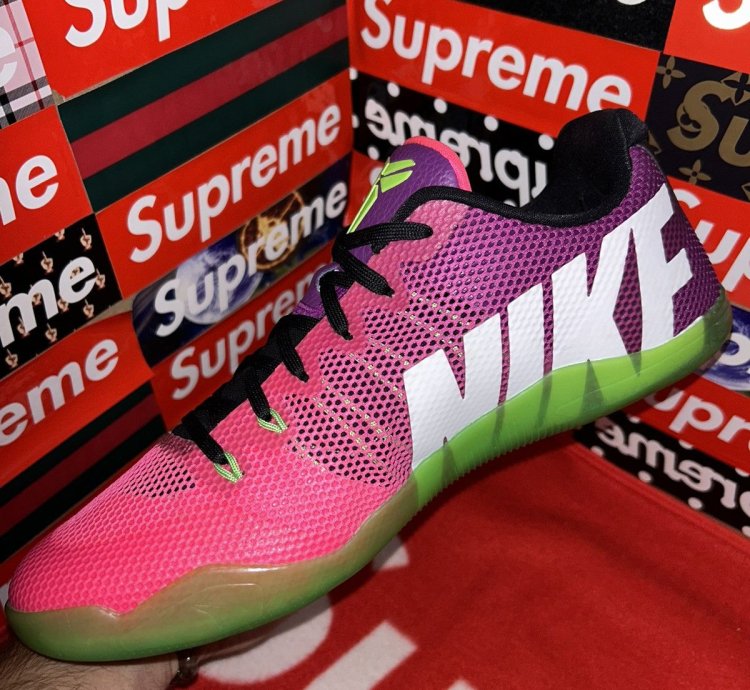 Nike Kobe 11 Em Low Mambacurial 836183-635 Size 12