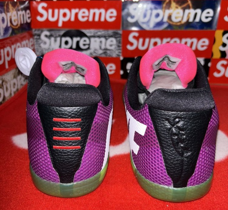 Nike Kobe 11 Em Low Mambacurial 836183-635 Size 12