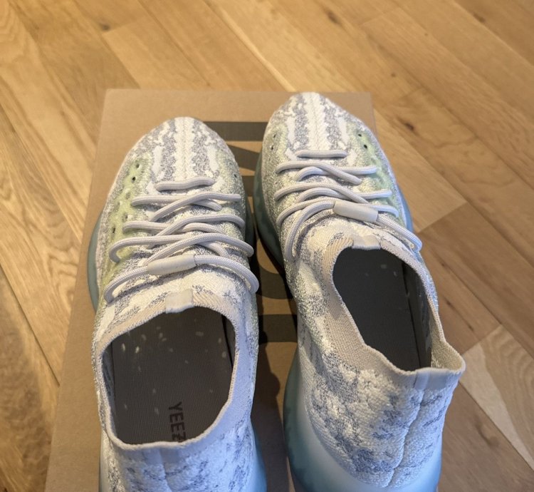 Adidas Yeezy 380 Alien Blue Size 12 5 Gw0304