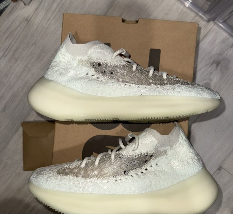 Adidas Yeezy 380 Calcite Glow