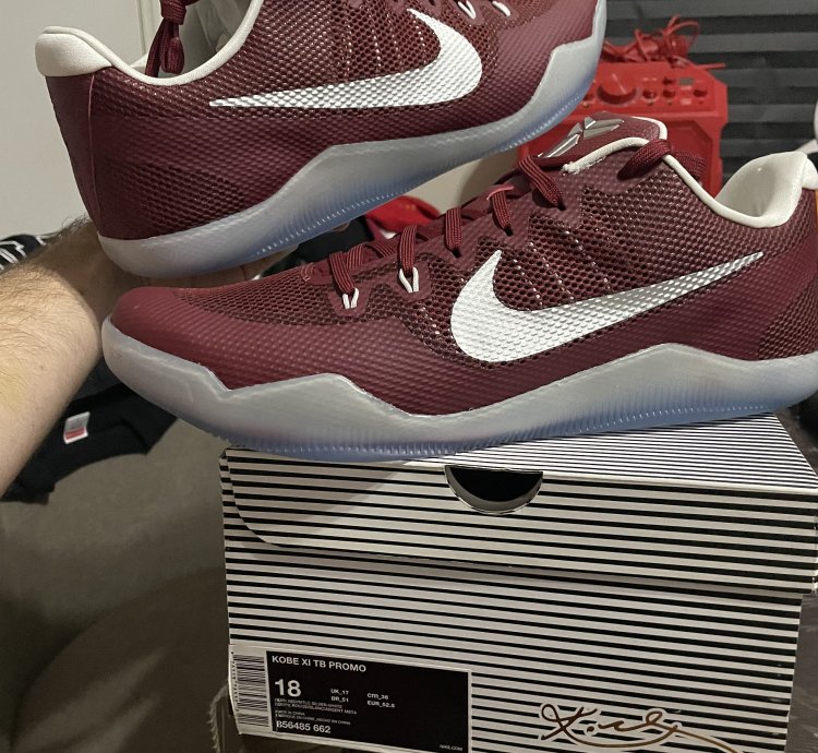 Nike Kobe 11 Low Tb Maroon Kobe Xi Size 18 New
