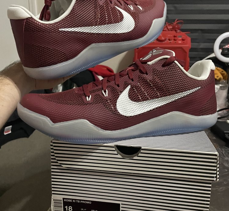 Nike Kobe 11 Low Tb Maroon Kobe Xi Size 18 New