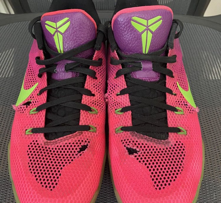 Nike Kobe 11 Mambacurial Size 8 Us Mens
