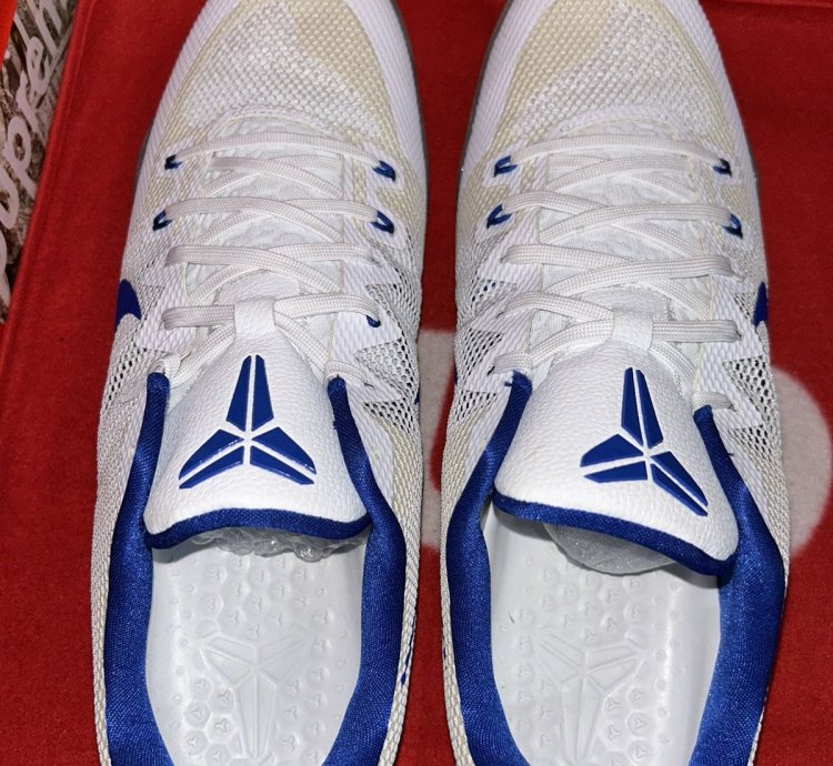Nike Kobe 11 Xi Tb White Blue Size 17 5 856485-140 New