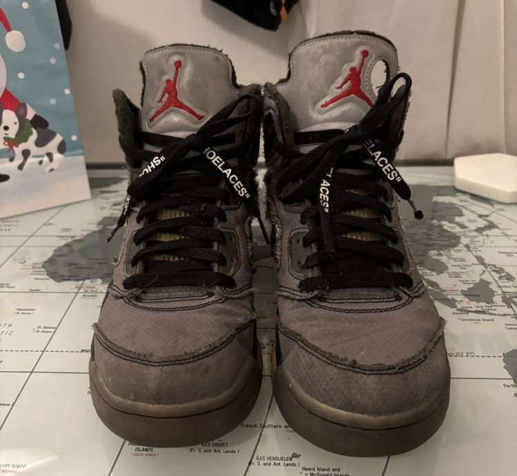 Off-white Jordan 5 Muslin Size 9