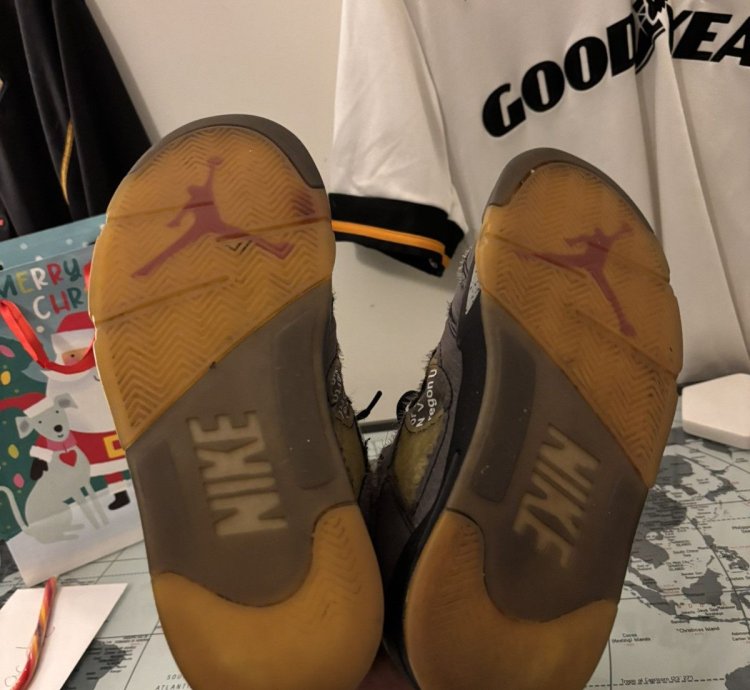 Off-white Jordan 5 Muslin Size 9