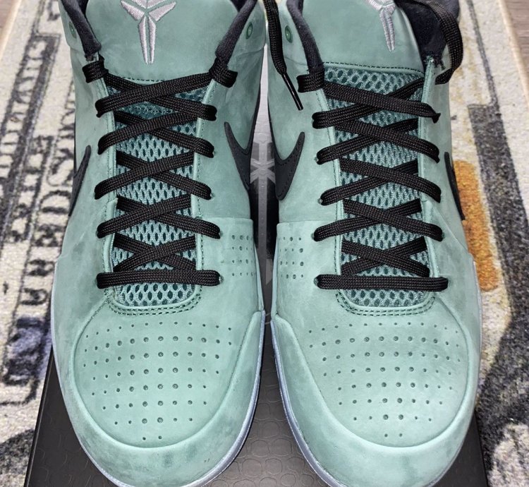 Nike Kobe 4 Proto Girl Dad