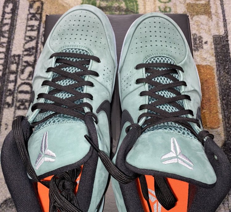 Nike Kobe 4 Proto Girl Dad