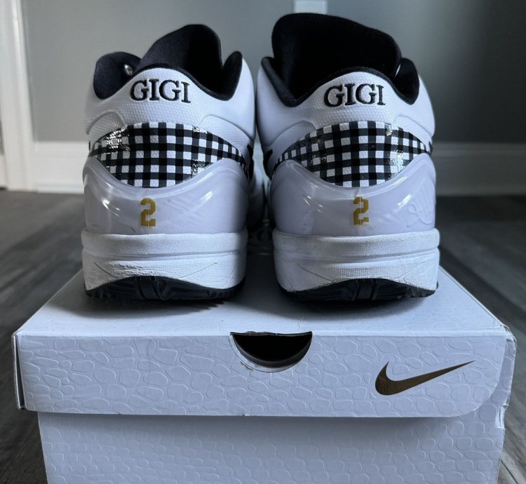 Nike Kobe 4 Protro Gigi Mambacita Size 17