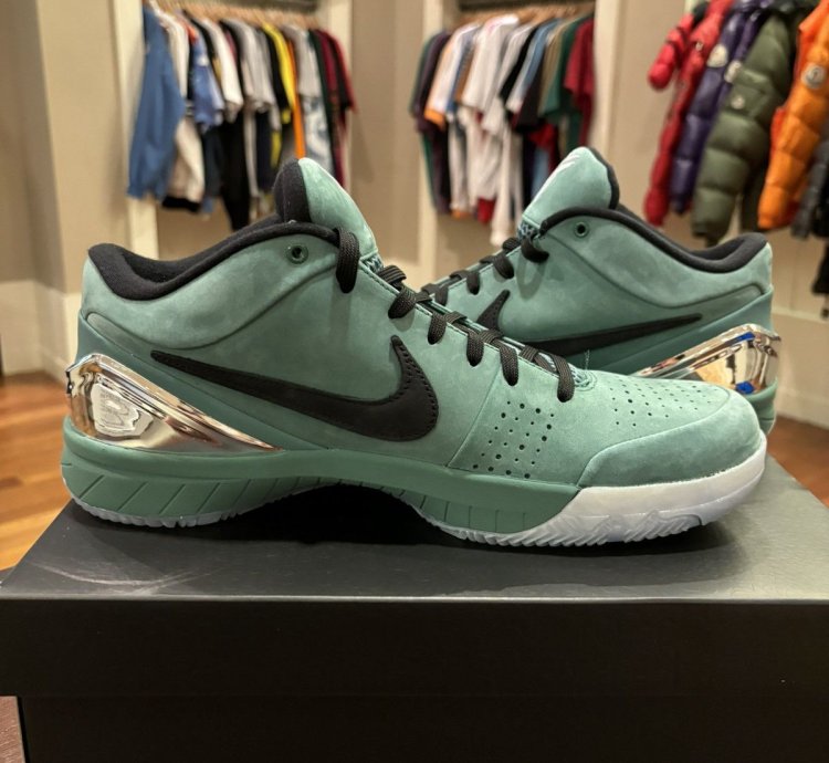Nike Kobe 4 Protro Girl Dad