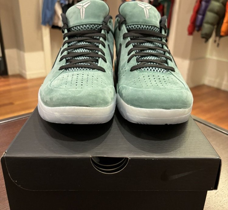 Nike Kobe 4 Protro Girl Dad