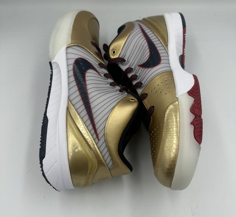 Nike Kobe 4 Protro Gold Medal 2024