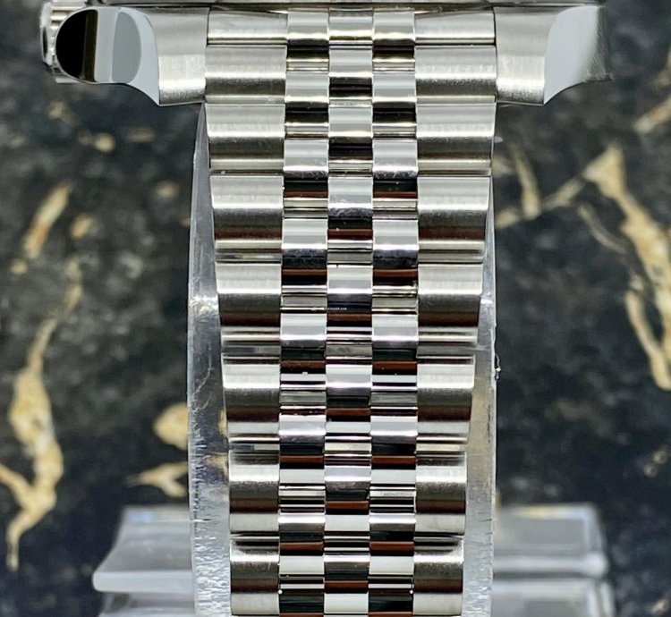 Rolex Gmt-master Ii New 2025 - Gmt-master Ii - 126710blro - Pepsi