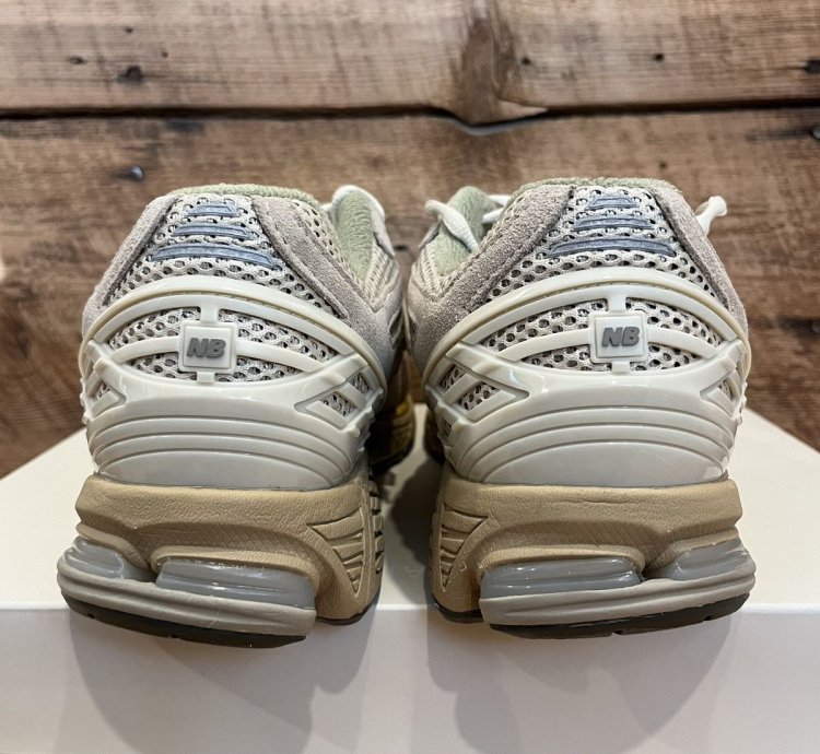 New Balance Auralee 1906r Bone White M1906rau
