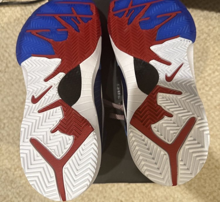 Nike Kobe 4 Protro Philly 2024