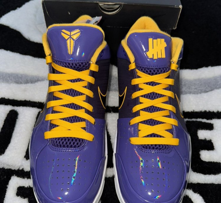 Nike Kobe 4 Protro Undefeated Lakers size 10