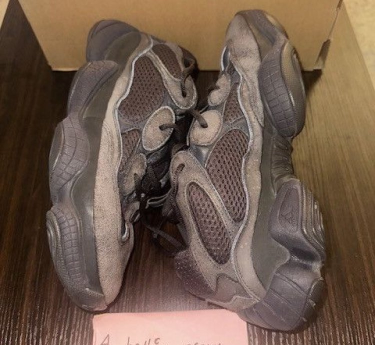 Adidas Yeezy 500 Utility Black Size 10