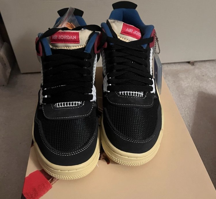 Jordan 4 Retro Union Off Noir