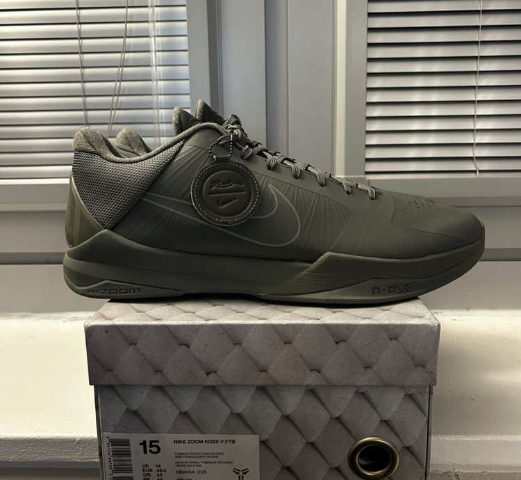 Nike Kobe 5 Fade To Black