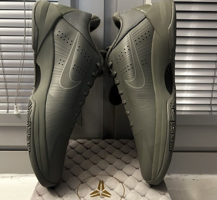 Nike Kobe 5 Fade To Black
