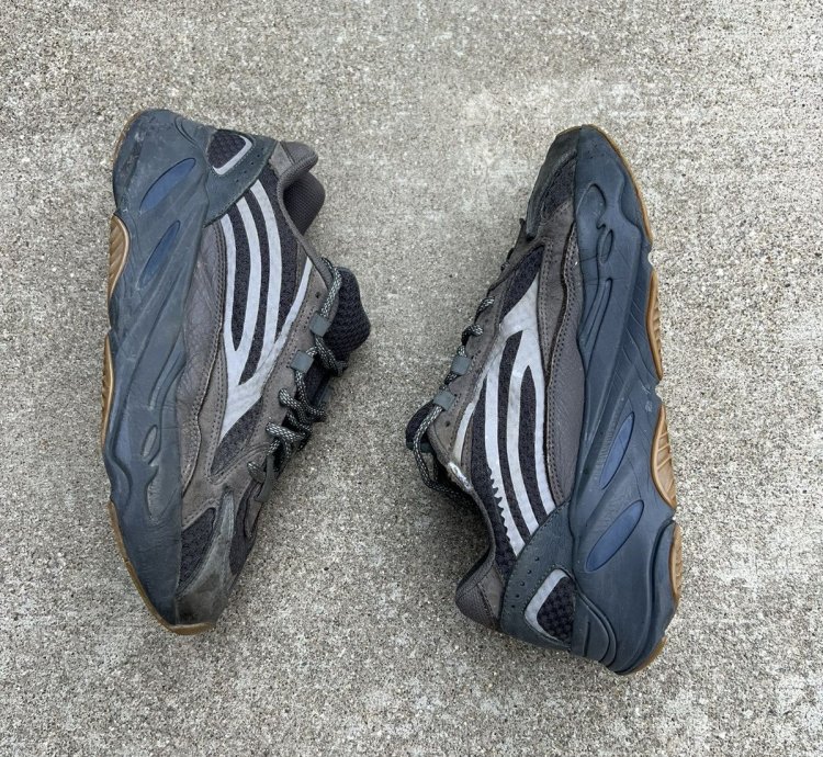 Adidas Yeezy 700 V2 Geode