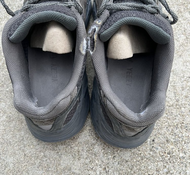 Adidas Yeezy 700 V2 Geode