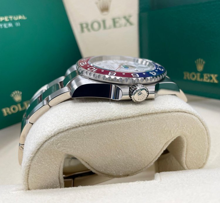 Rolex Gmt-master Ii New Gmt-master Ii 40mm 126719 White Gold Pepsi Bezel Meteorite Dial Oyster Bracelet