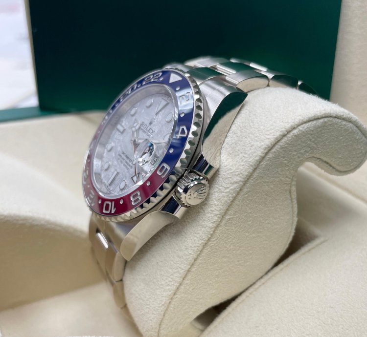 Rolex Gmt-master Ii New Gmt-master Ii 40mm 126719 White Gold Pepsi Bezel Meteorite Dial Oyster Bracelet