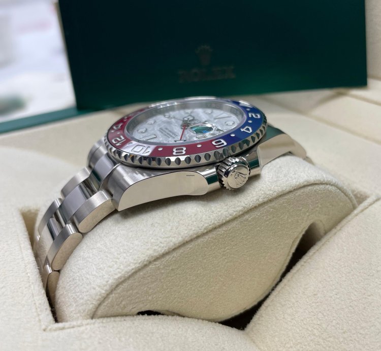 Rolex Gmt-master Ii New Gmt-master Ii 40mm 126719 White Gold Pepsi Bezel Meteorite Dial Oyster Bracelet