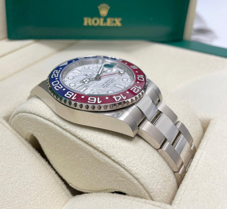 Rolex Gmt-master Ii New Gmt-master Ii 40mm 126719 White Gold Pepsi Bezel Meteorite Dial Oyster Bracelet