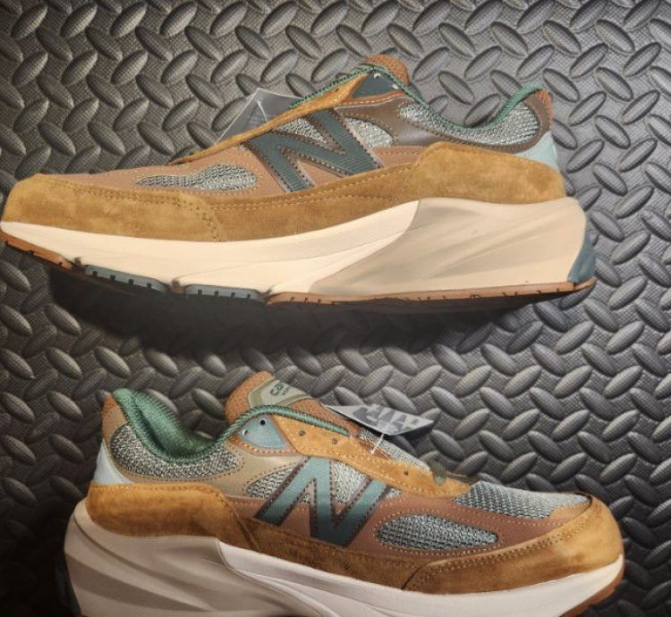 New Balance Carhartt 990v6 Size 12