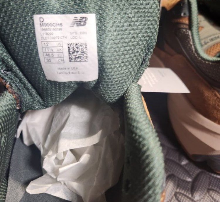 New Balance Carhartt 990v6 Size 12