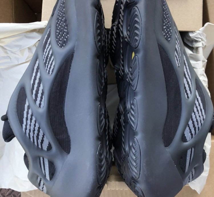 Adidas Yeezy 700 V3 Dark Glow