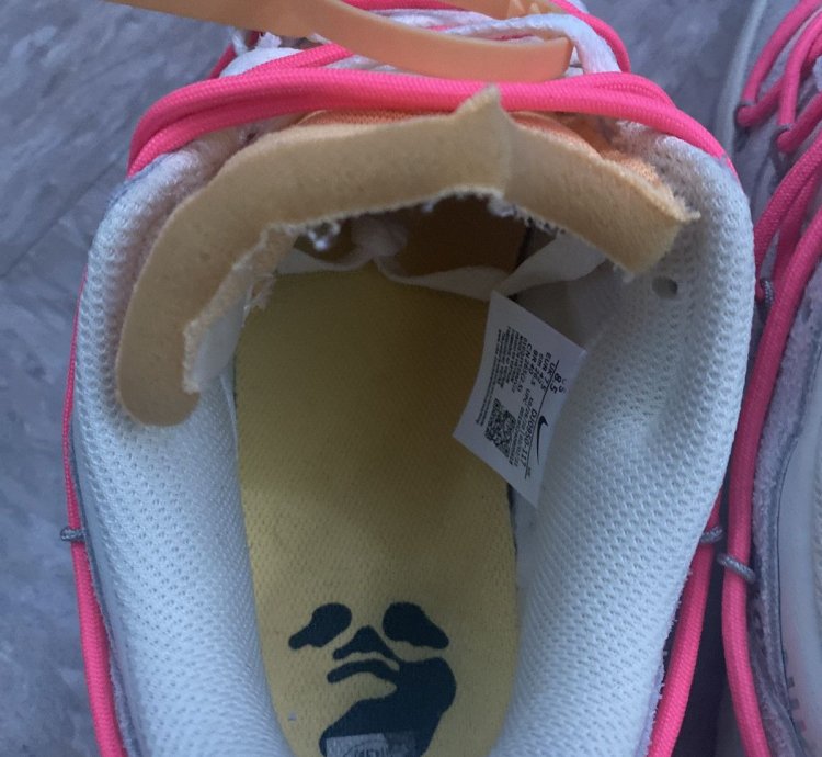 Off-white Nike Dunk Lot 17