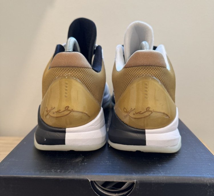 Nike Kobe 5 Protro Big Stage Parade Men Size 9
