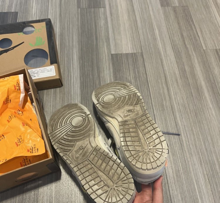Off-white Nike Dunk Lot 27