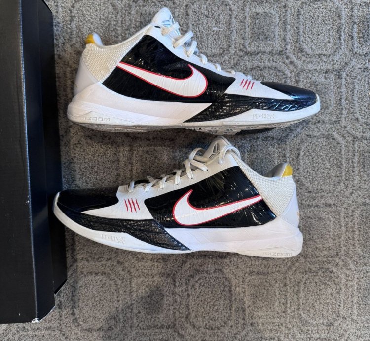 Nike Kobe 5 Protro Bruce Lee Alternate
