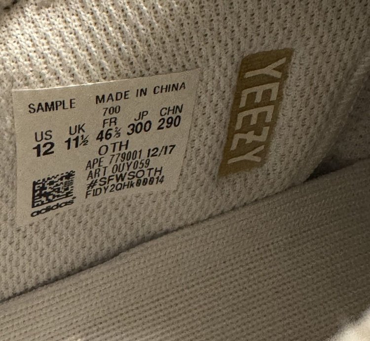 Adidas Yeezy All White 700 V1 Sample Kanye West