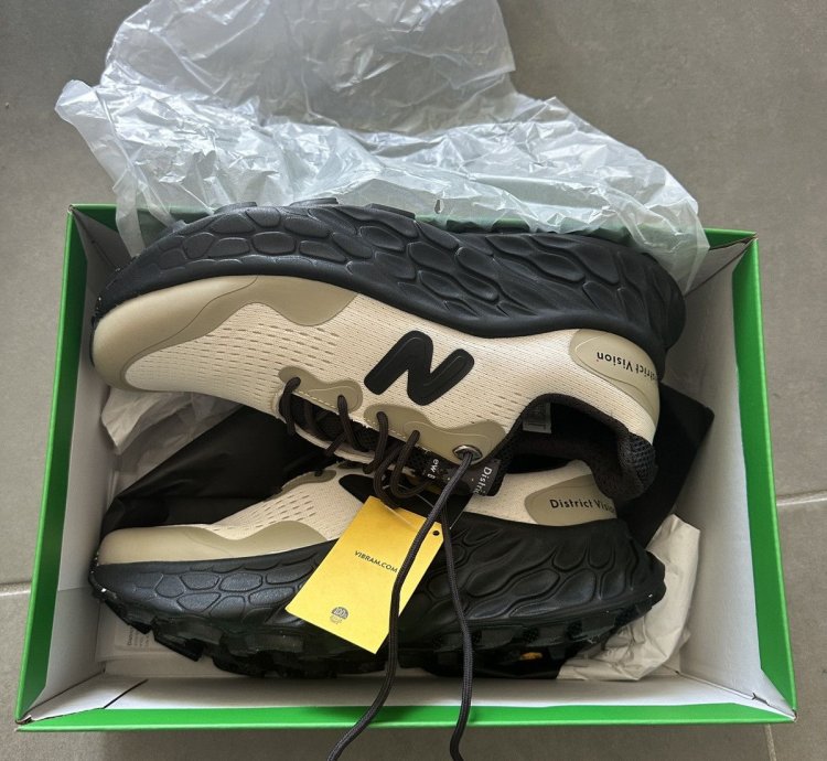 New Balance District Vision